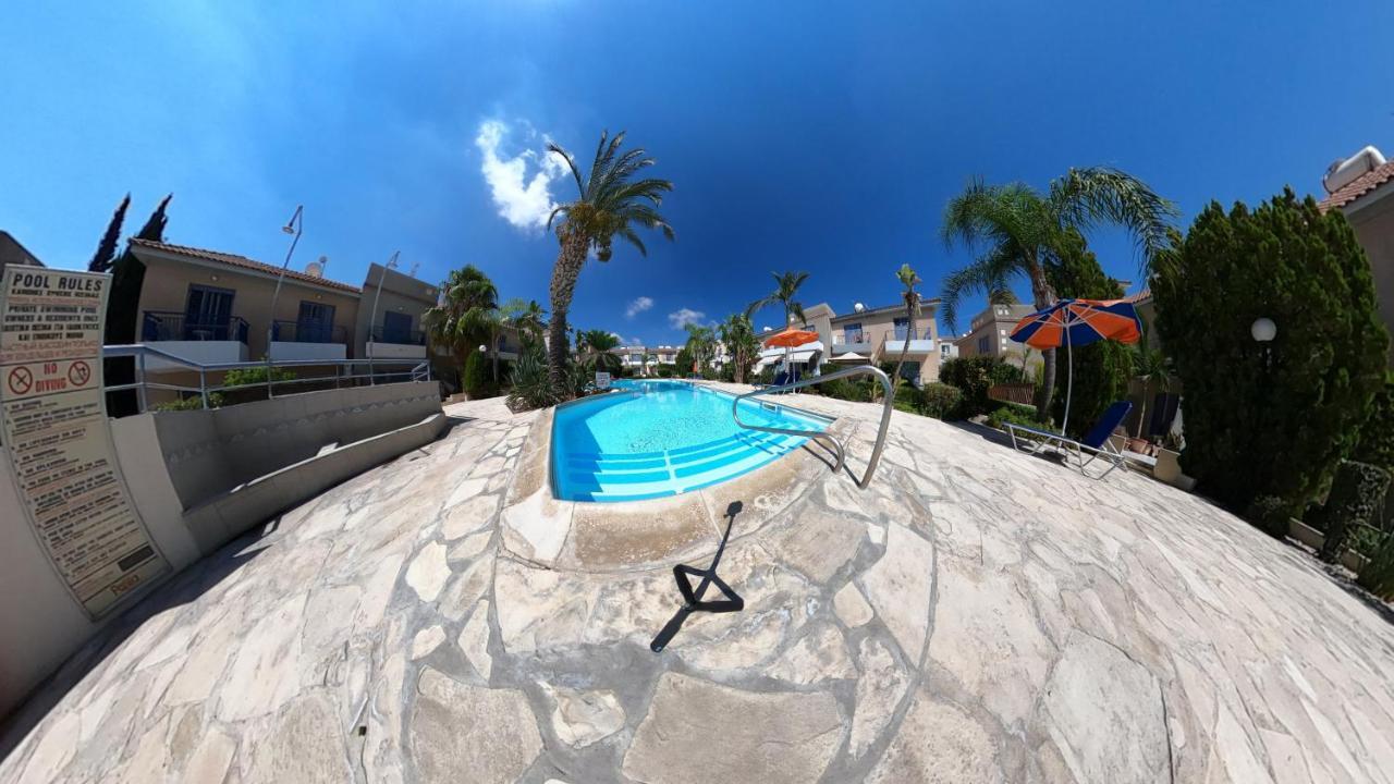 Maya Paphos Extérieur photo